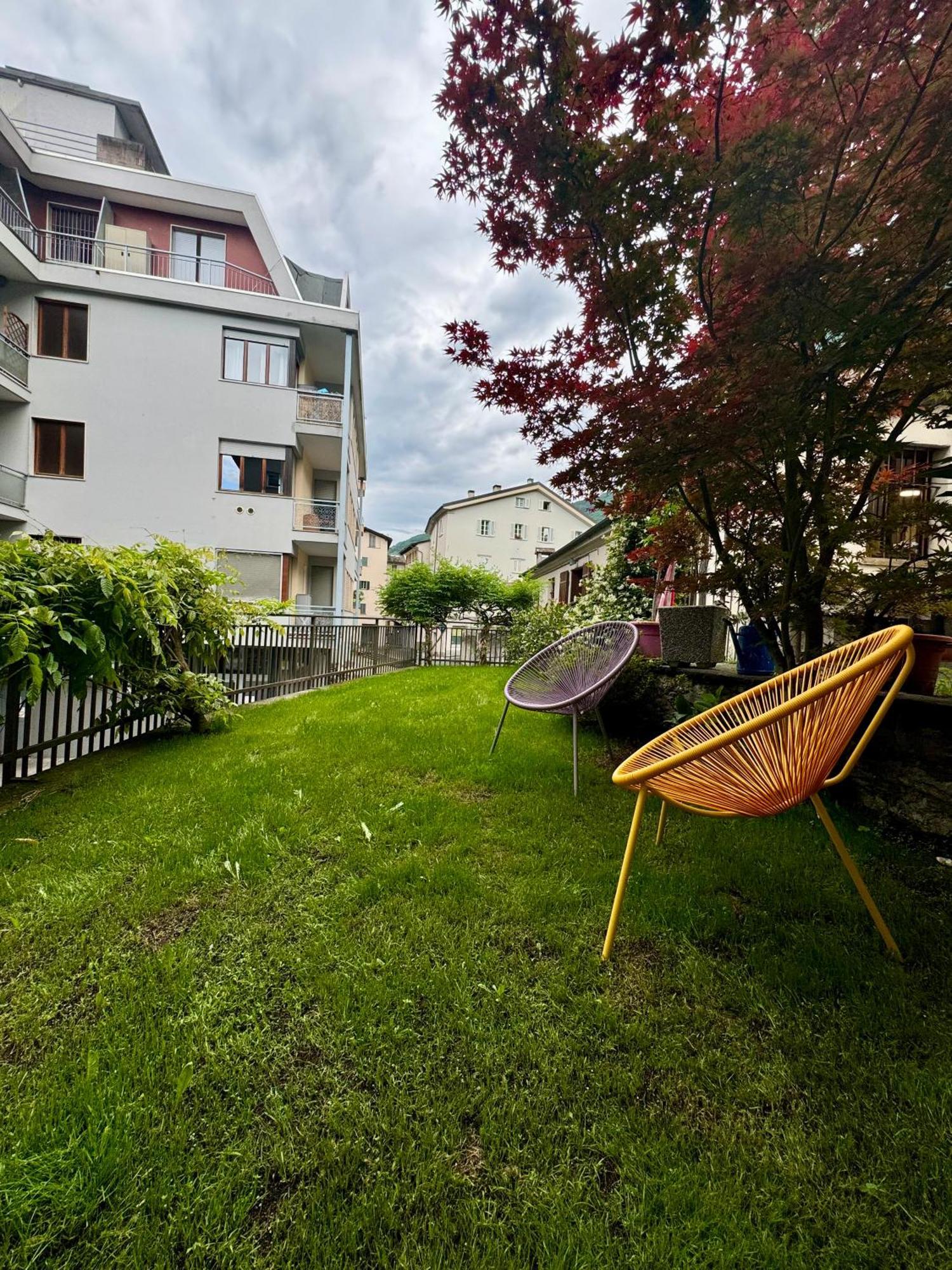 Casa Parravicini Lägenhet Sondrio Exteriör bild